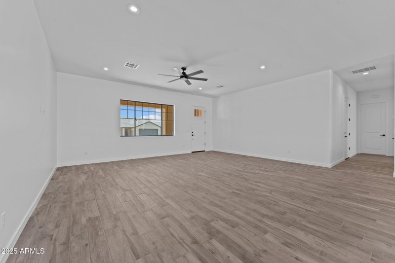 6-web-or-mls-DSC09411