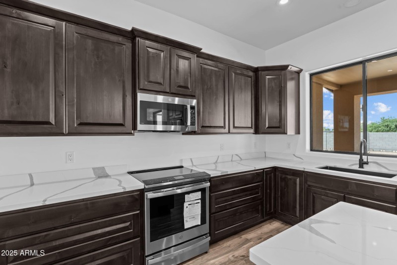 15-web-or-mls-DSC09451