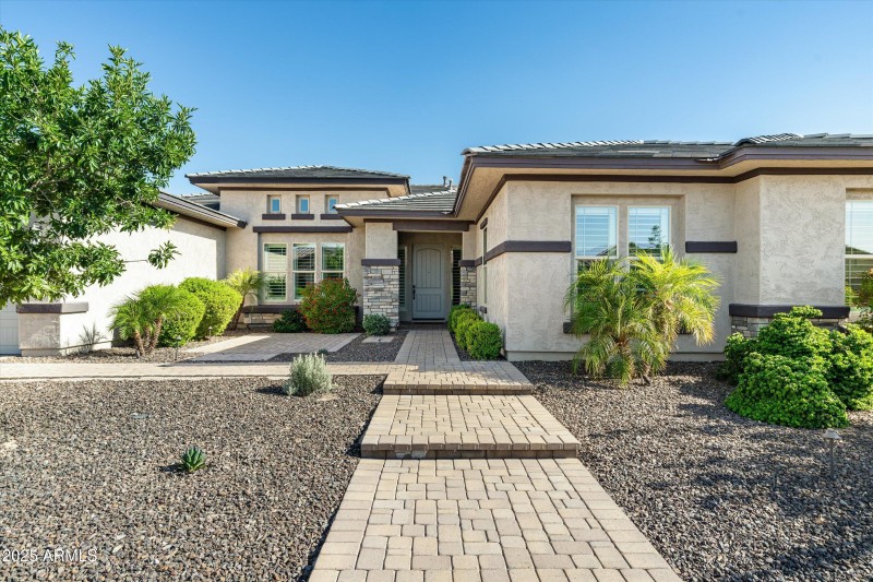 07-3727 E Fargo St (7 of 68)