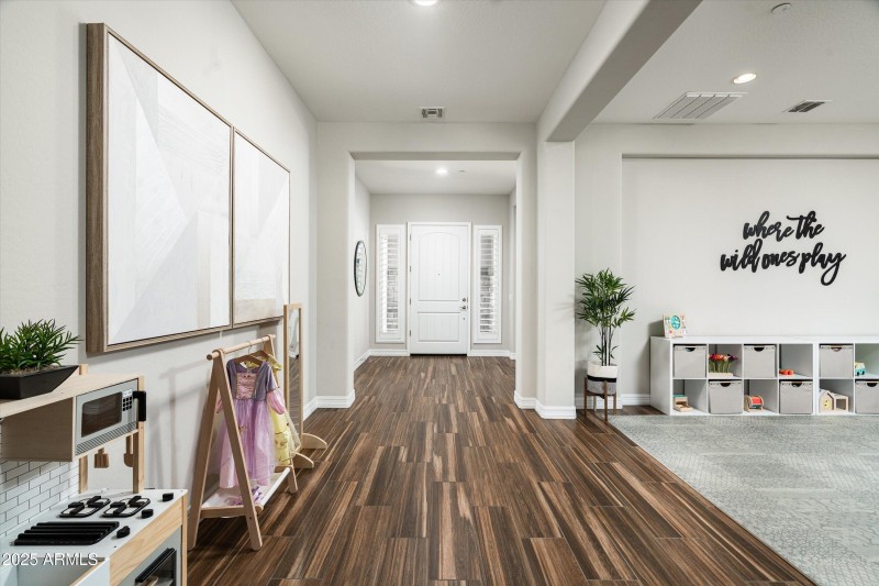 13-3727 E Fargo St (13 of 68)