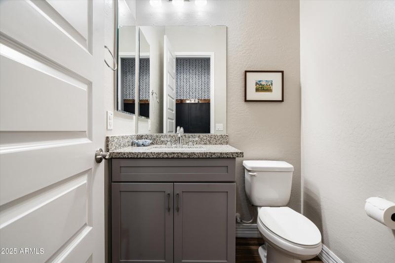 44-3727 E Fargo St (44 of 68)