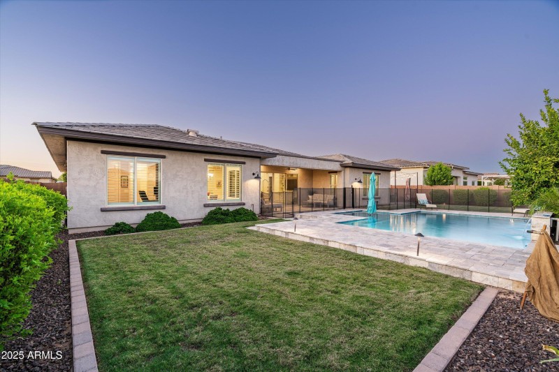 52-3727 E Fargo St (52 of 68)