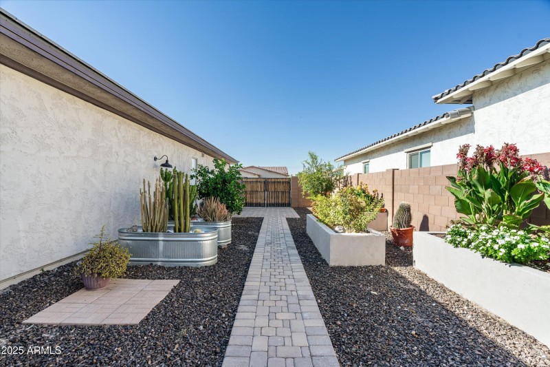 66-3727 E Fargo St (66 of 68)