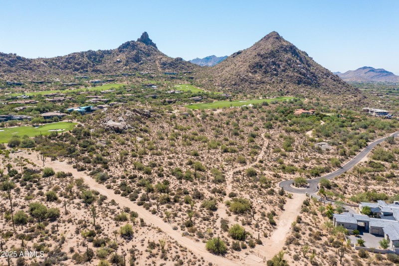 Close to Amazing Golf