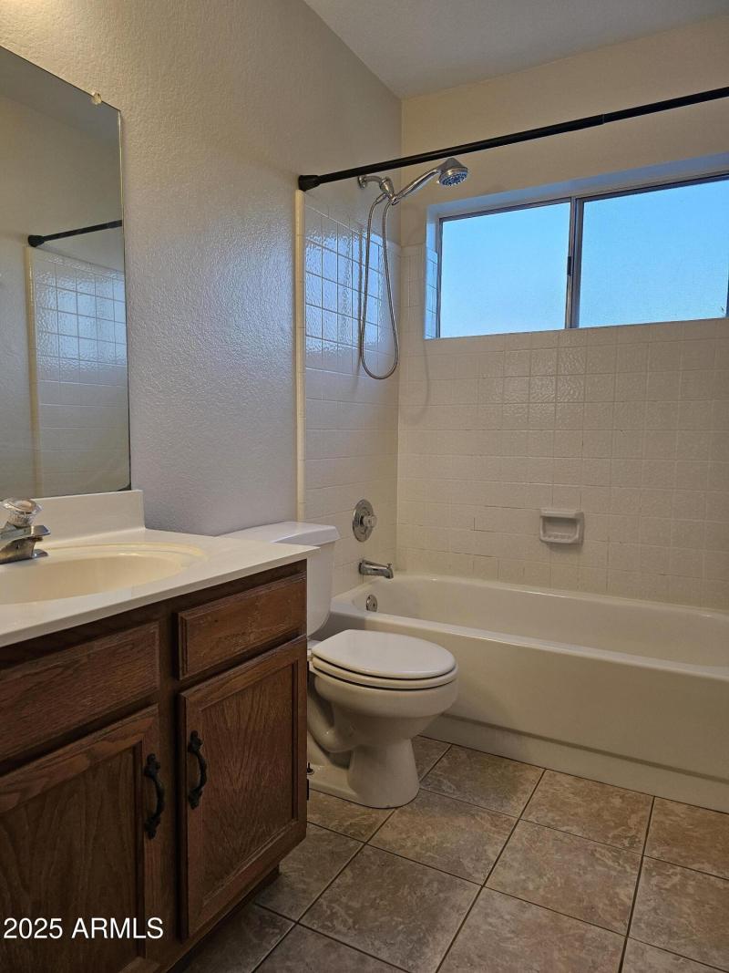 0ef72edc-93e6-45d1-bdd1-359e55082215-1_a