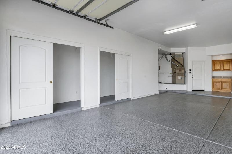 3819 E Ivyglen St-53