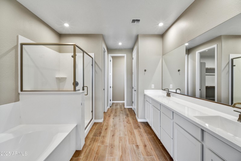 14-Primary Bathroom