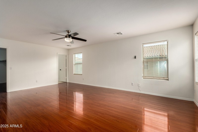 21 Jamestown