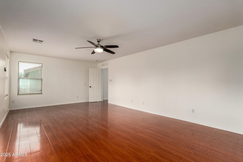 22 Jamestown