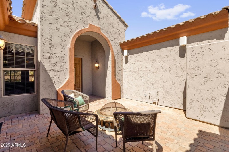 Private Courtyard