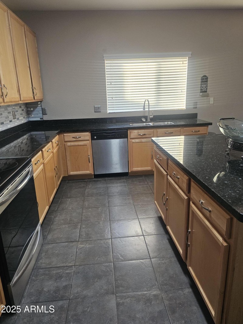 Kitchen 4