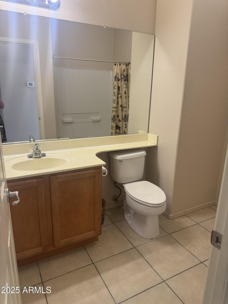 bathroom2