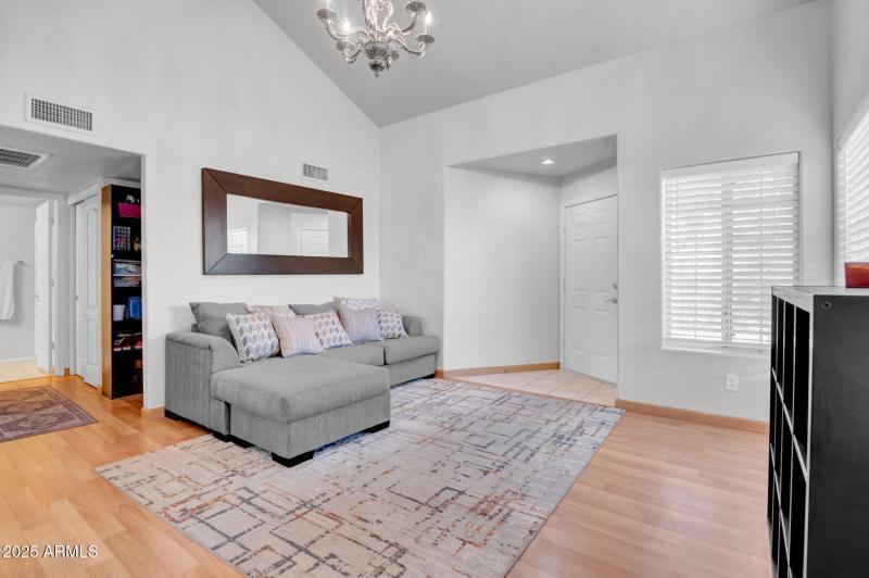 5-web-or-mls-1949 E Aire Libre Ave-5