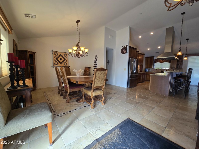 Dinningroom2