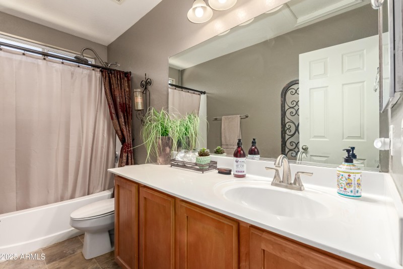 Full Bath-Up