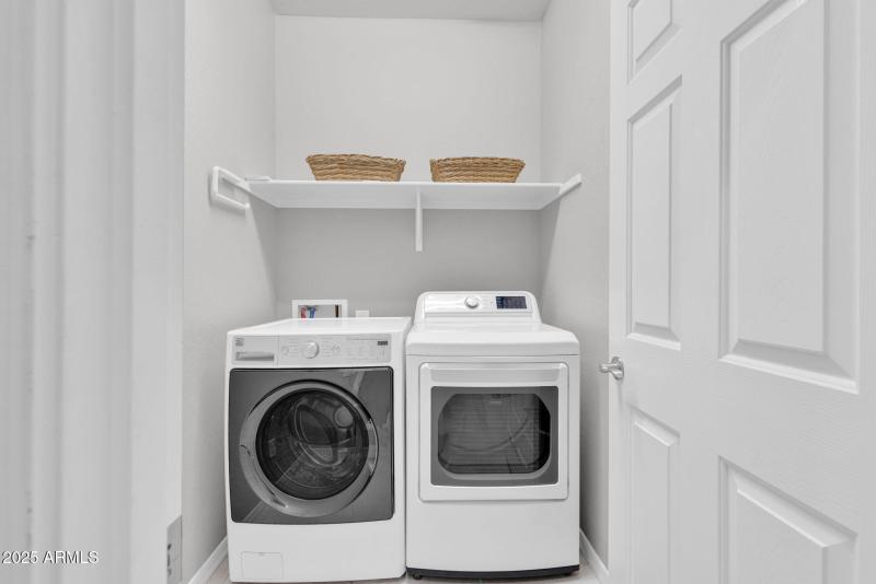 Washer & Dryer Included