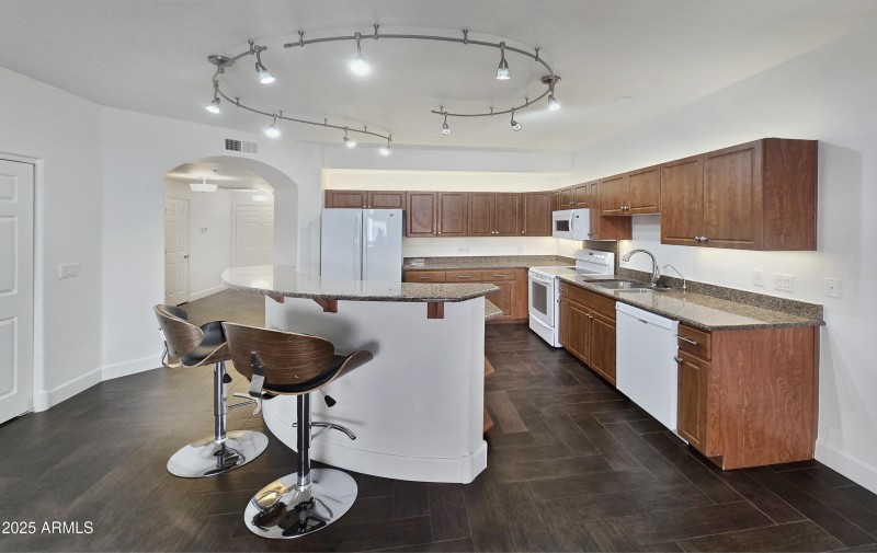 Kitchen 1
