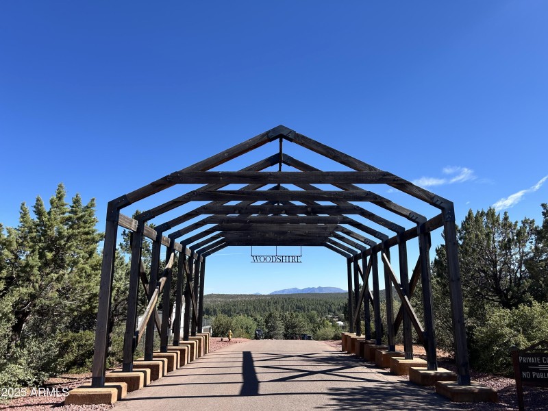 entrance to Woodshire custom home subdiv