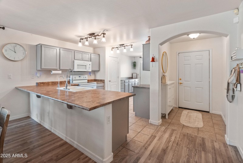 4108 S 250th Ln-2