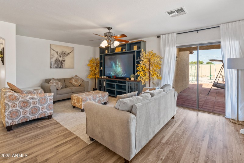 4108 S 250th Ln-15