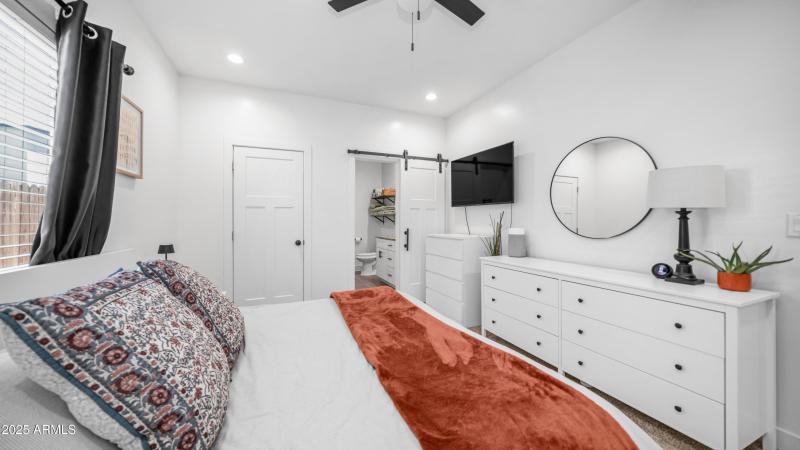 4931 S 11th Pl (17)