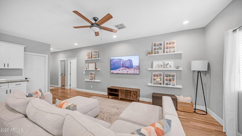 4931 S 11th Pl (7)