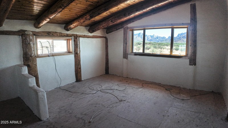 245-UPSTAIRS APARTMENT UNFINISHED