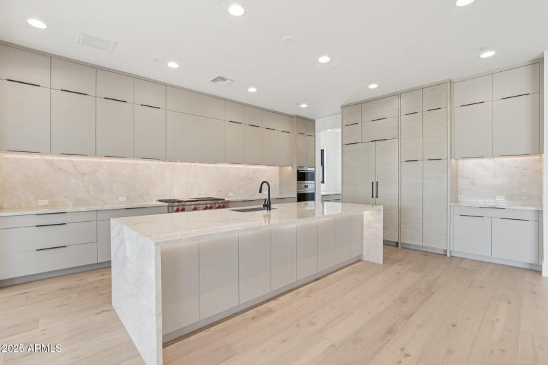 16-web-or-mls-E Buckskin Trail-S2407-013