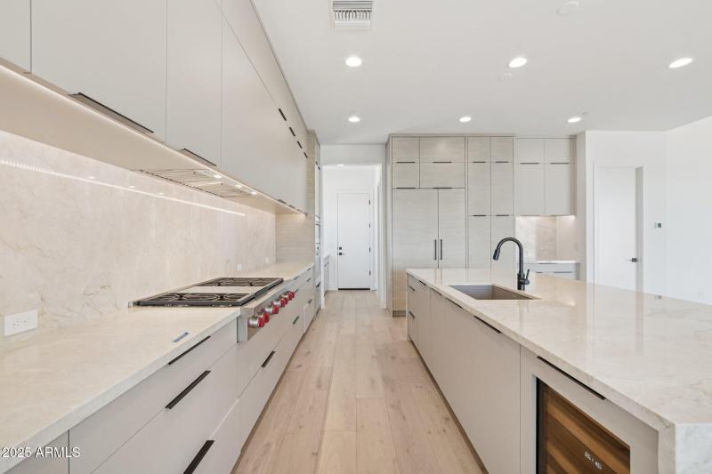 17-web-or-mls-E Buckskin Trail-S2407-014