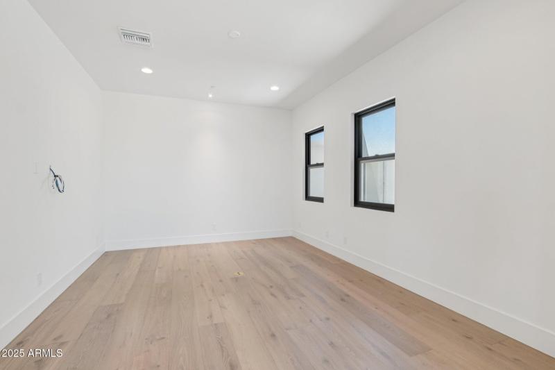 20-web-or-mls-E Buckskin Trail-S2407-017