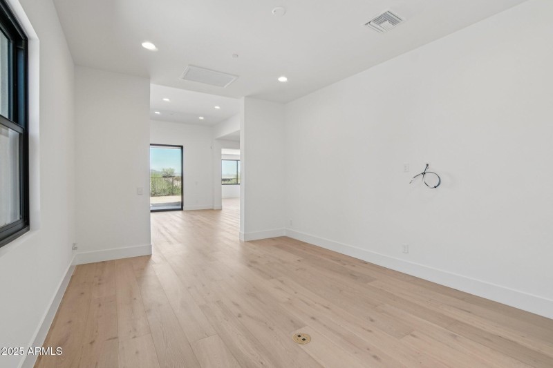 21-web-or-mls-E Buckskin Trail-S2407-018