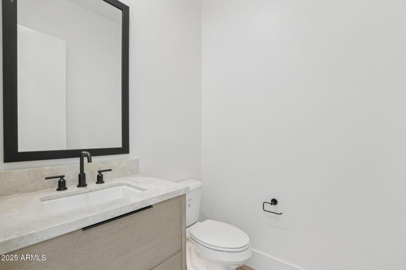 28-web-or-mls-E Buckskin Trail-S2407-025