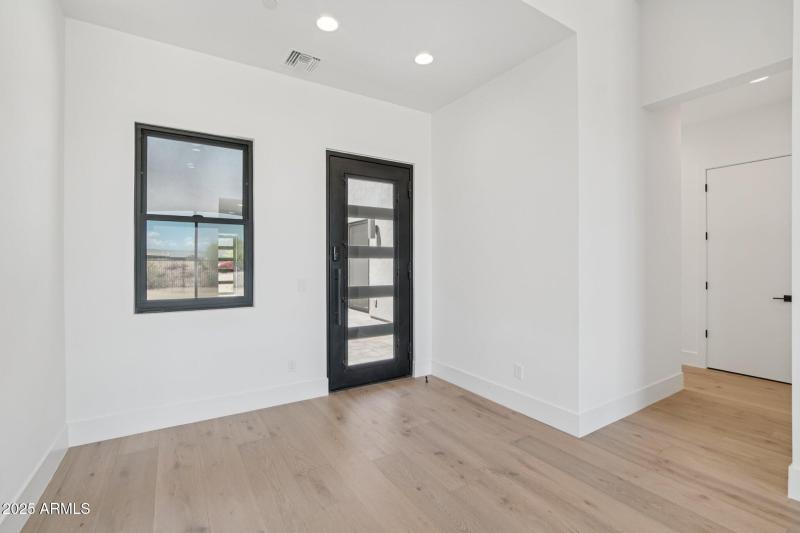 8-web-or-mls-E Buckskin Trail-S2407-006