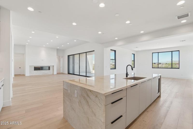 14-web-or-mls-E Buckskin Trail-S2407-011