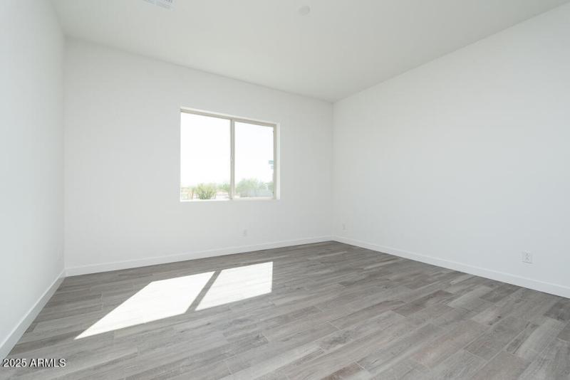 Tri Pointe Blossom Rock 494 - Gensmart L