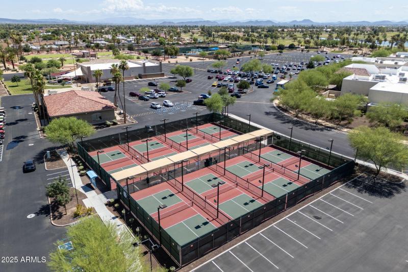 Pickleball & Tennis