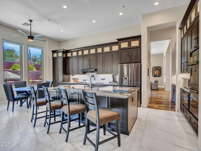 10-Kitchen-(4)