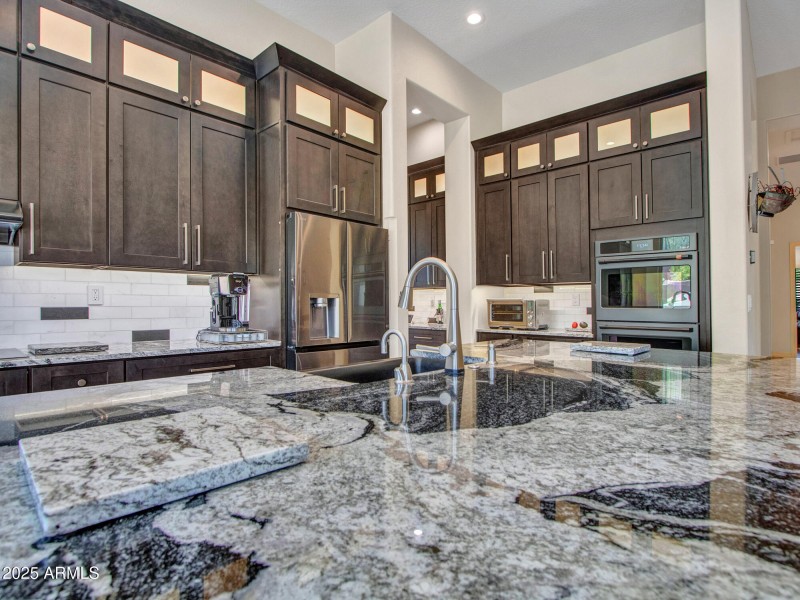 10-Kitchen-(7)
