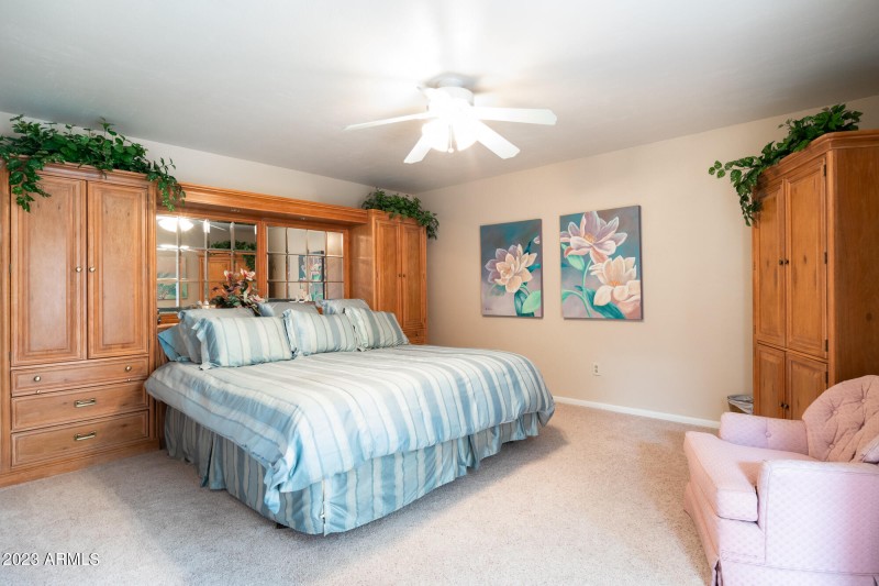 7270 E Loma Ln Master