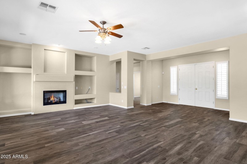 8-web-or-mls-4735-e-azalea-dr