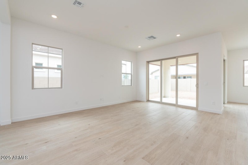 Tri Pointe Waterston Central 280 - Great