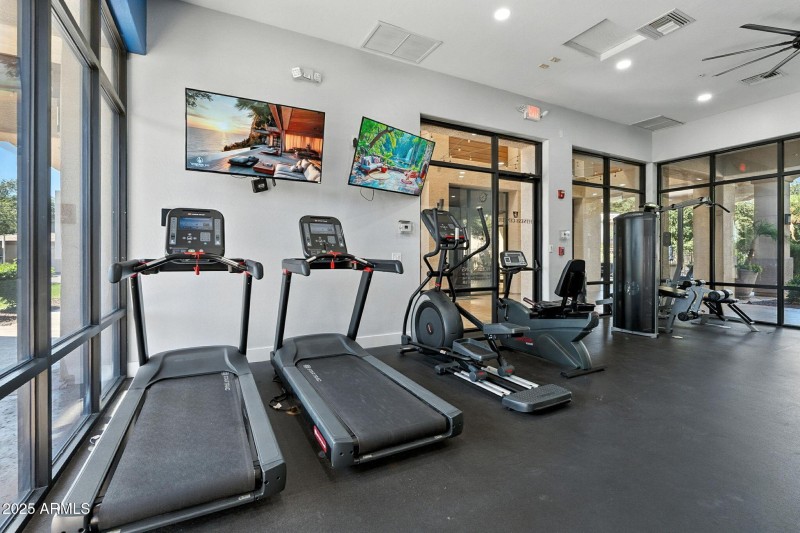 31-web-or-mls-Gilbert-31