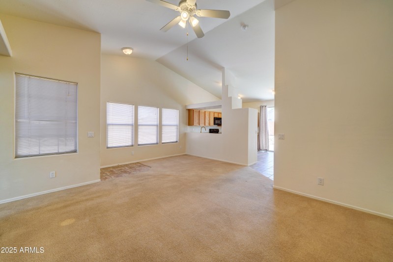 8900 E Rainier-11