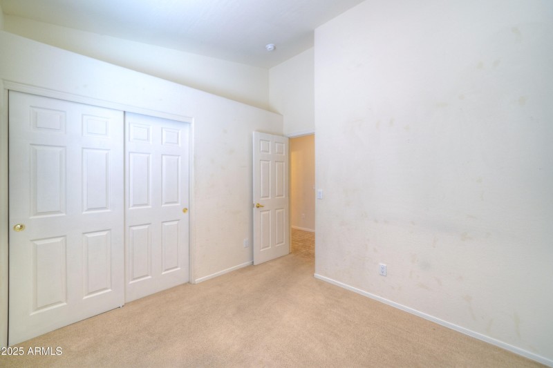 8900 E Rainier-21