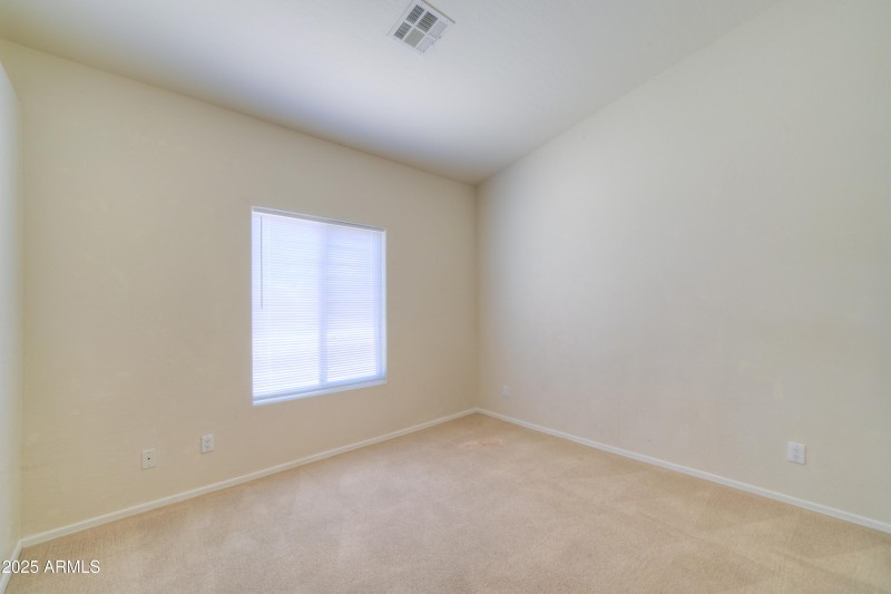 8900 E Rainier-22
