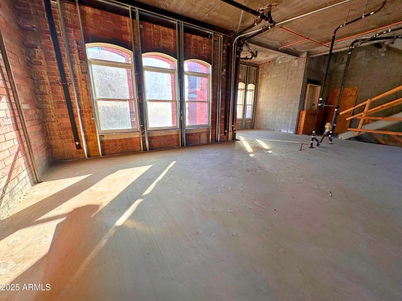 3rd Floor Windows