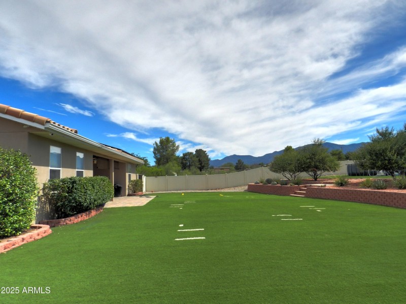 Art Lawn S view 3