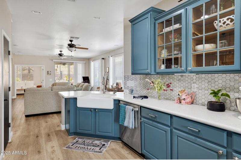 307 W Twin Peaks Pkwy-16