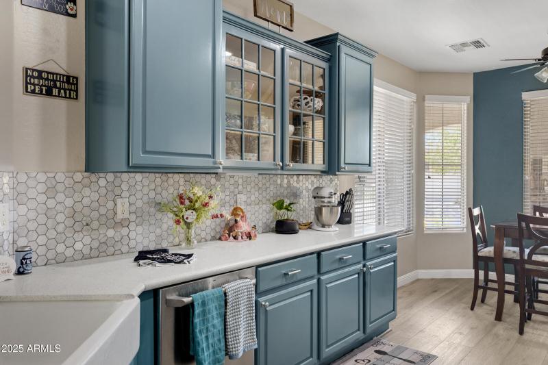 307 W Twin Peaks Pkwy-19