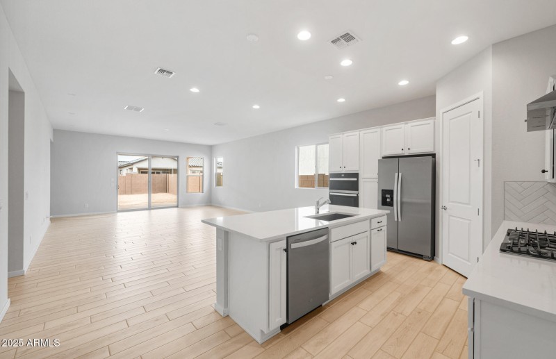 Kitchen/Cafe/Gathering Room